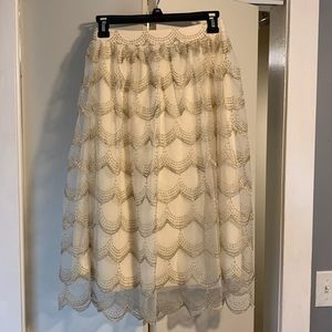 Mid length skirt NWOT